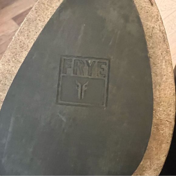 Frye Cindy Slouch Brown Boots Size 7.5 , leather is so soft!! - Picture 4 of 16